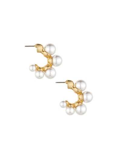 Ettika: Five Point Pearl 18k Gold Plated Hoop Earring (E3414-PRL-G)