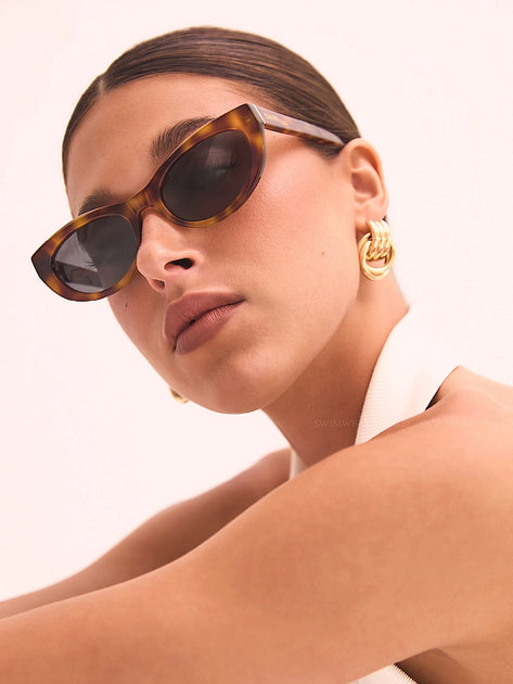 Banbe the Estella in Hazel Tort & Ink Sunglasses THE ESTELLA - BLACK-BLACK main image 4