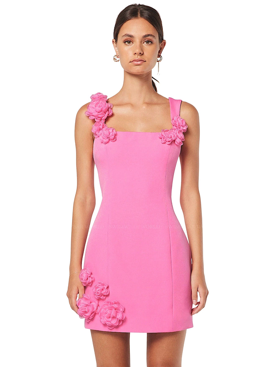 elliatt pink dress Swan in at cocosorisi Made from a softly luminous textured satin fabric Buy Elliatt Pink Nolana Gown