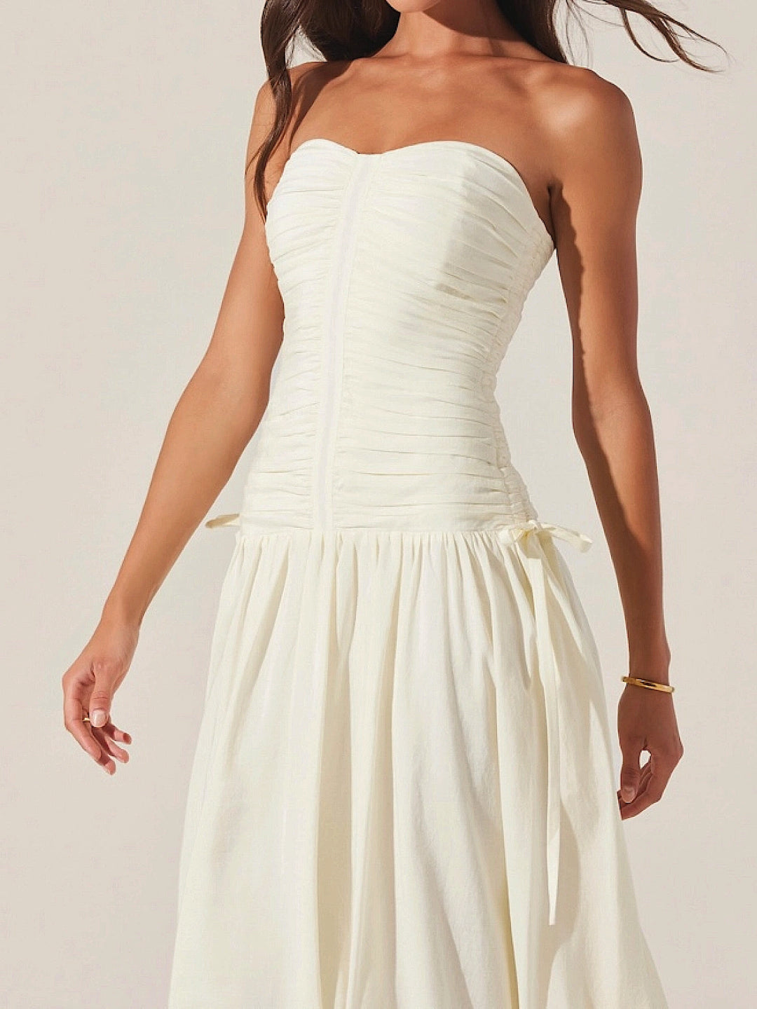 Astr the Label: Zori Dress (ACDR102674-CRM) – Swimwear World