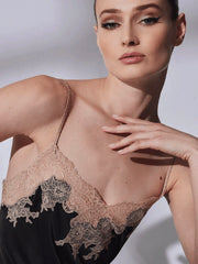 Natori: Enchant Lace Trim Chemise (V78130-BCF)