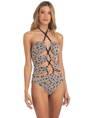 Sea Salt: Persea One Piece (415)