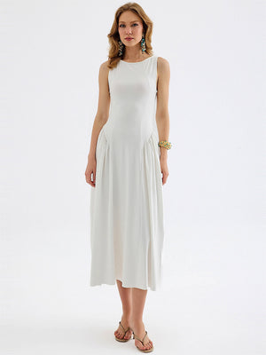 Monlicia Elaris Bodycon Maxi Dress in White (MSS26-DR-ELA-100)