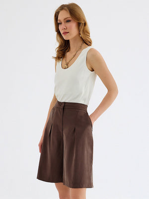 Monlicia Vera Shorts in Brown (MSS26-SH-VER-200)