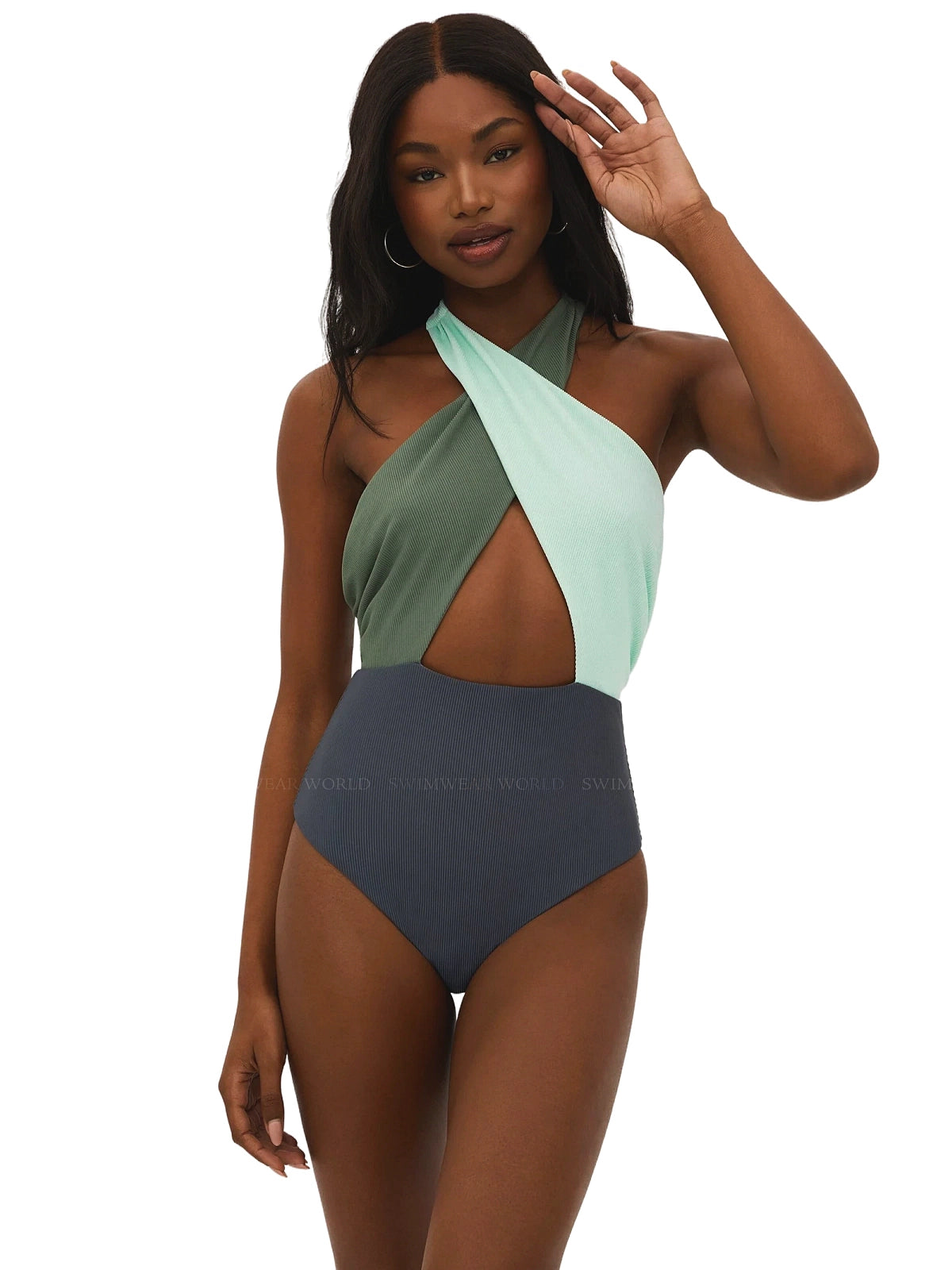 275-621-beach-riot-jessica-one