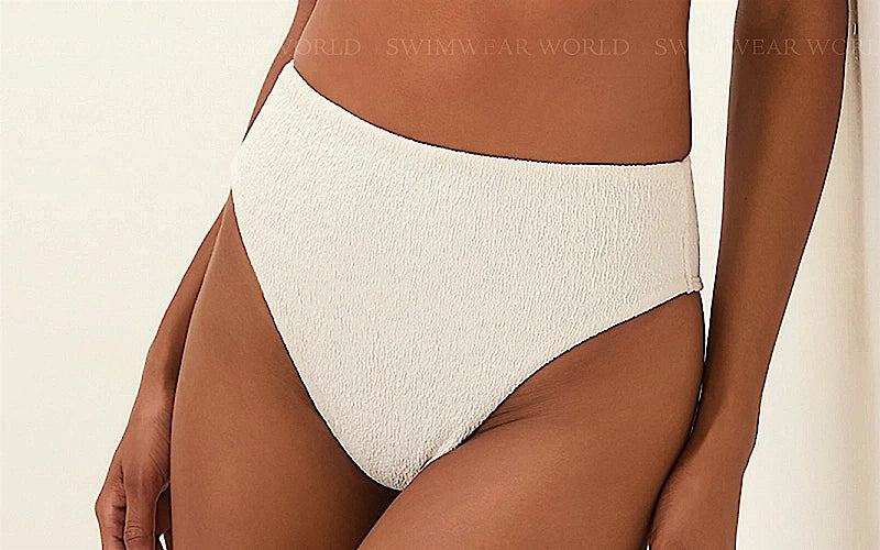 Lesley Carol-Lindsay Bikini