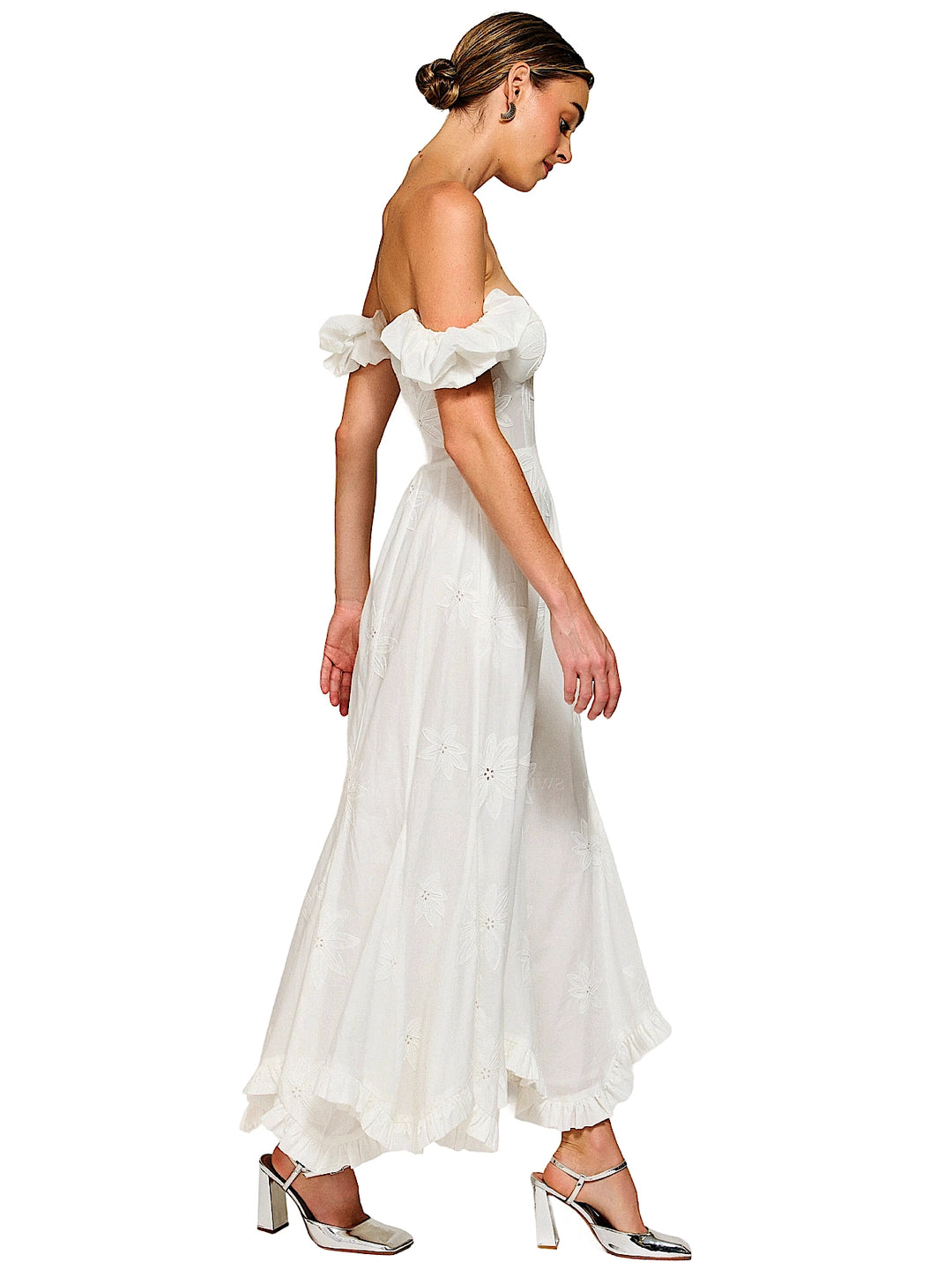 Line and Dot: Emberly Maxi Dress