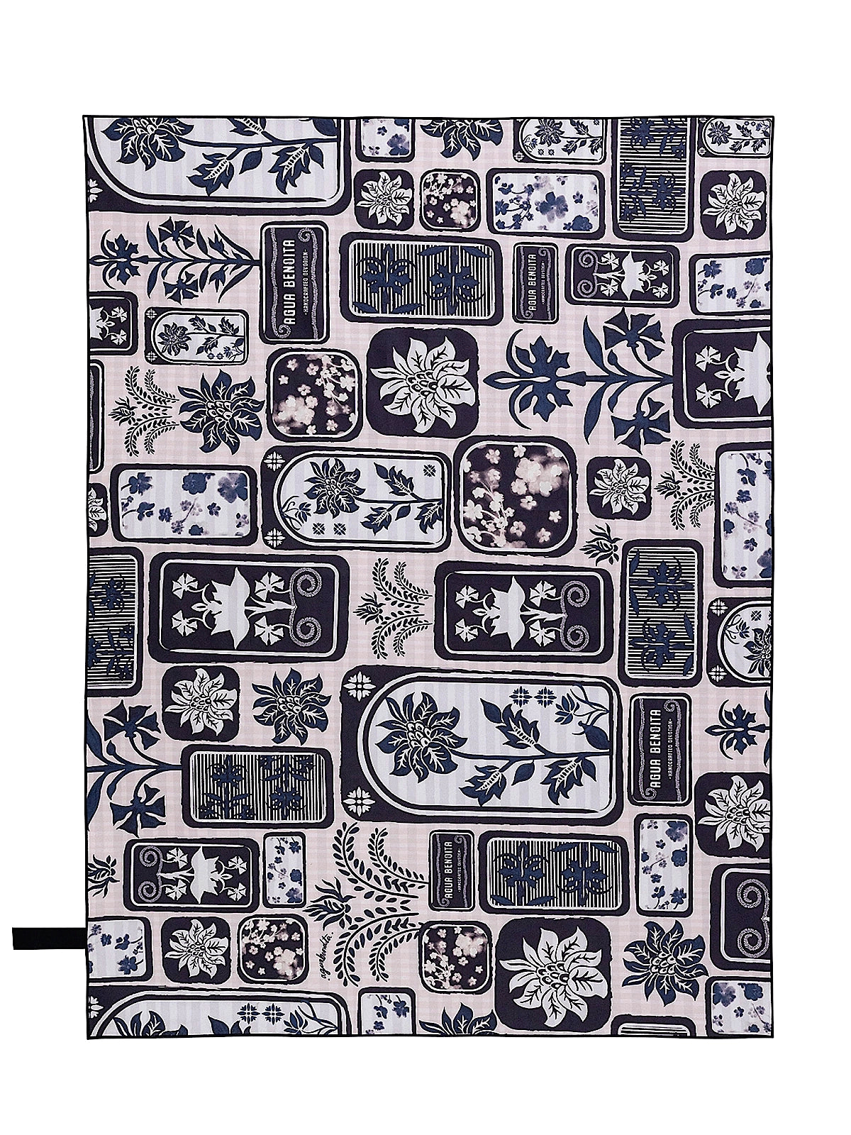 Agua Bendita: Bou Towel