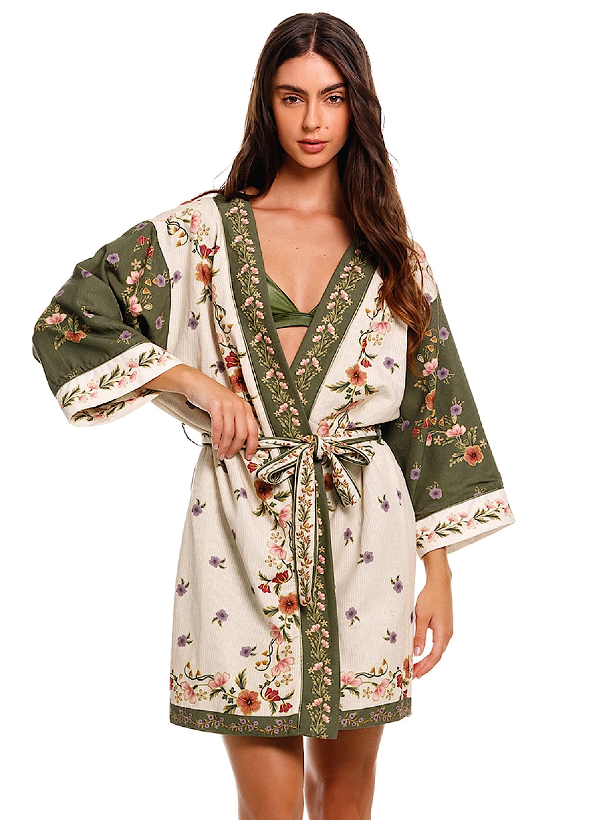 Agua Bendita: Silvana Kimono