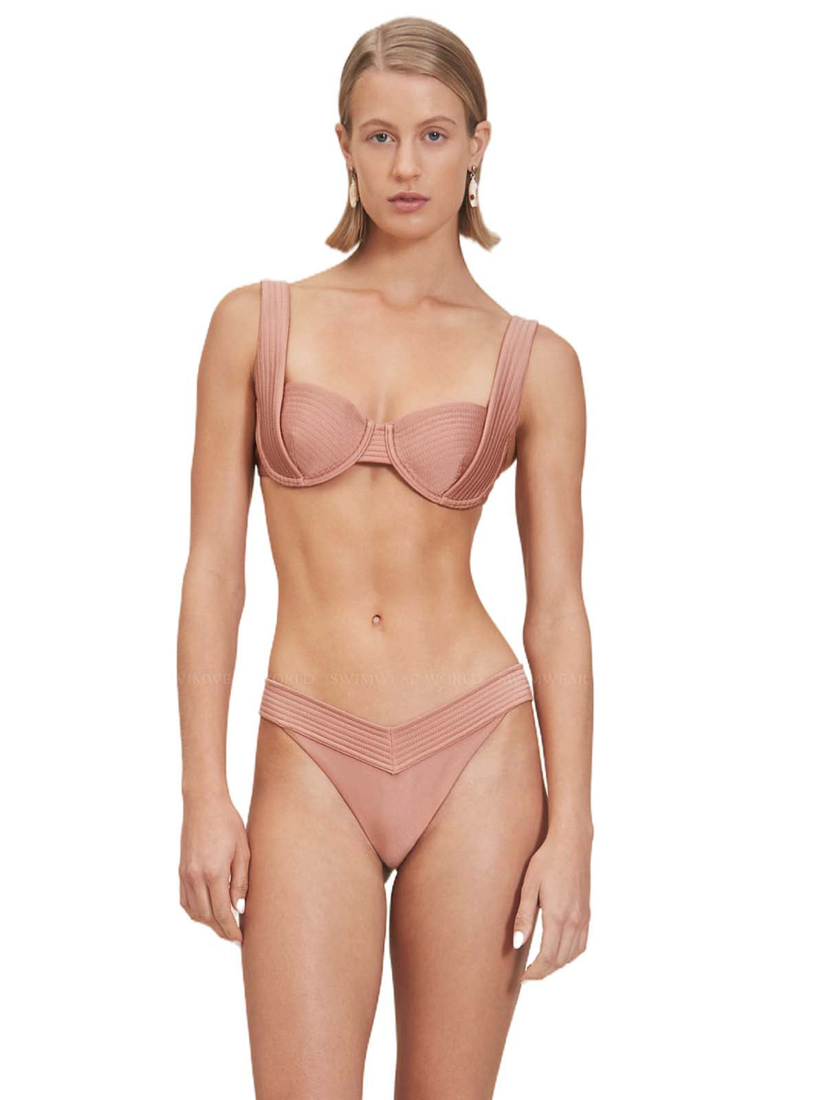 Devon Windsor: Rue-Renee Bikini