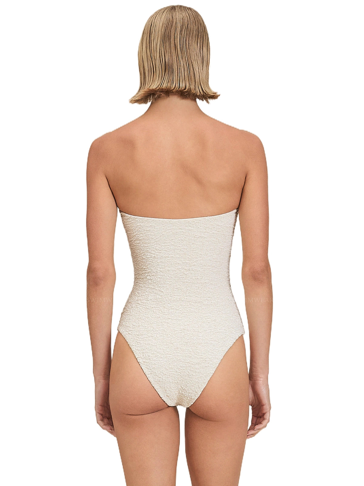 515-145-devon-windsor-misha-