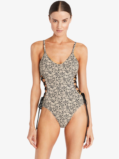 Robin Piccone: Aubrey Lace Up One Piece (220315-BKI)
