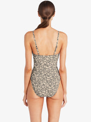 Robin Piccone: Aubrey V-neck One Piece (220313-BKI)