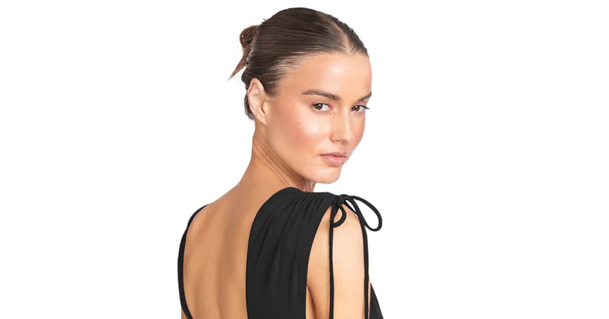 Robin Piccone: Aubrey V Plunge One Piece (231720-BLK) | Swimwear World