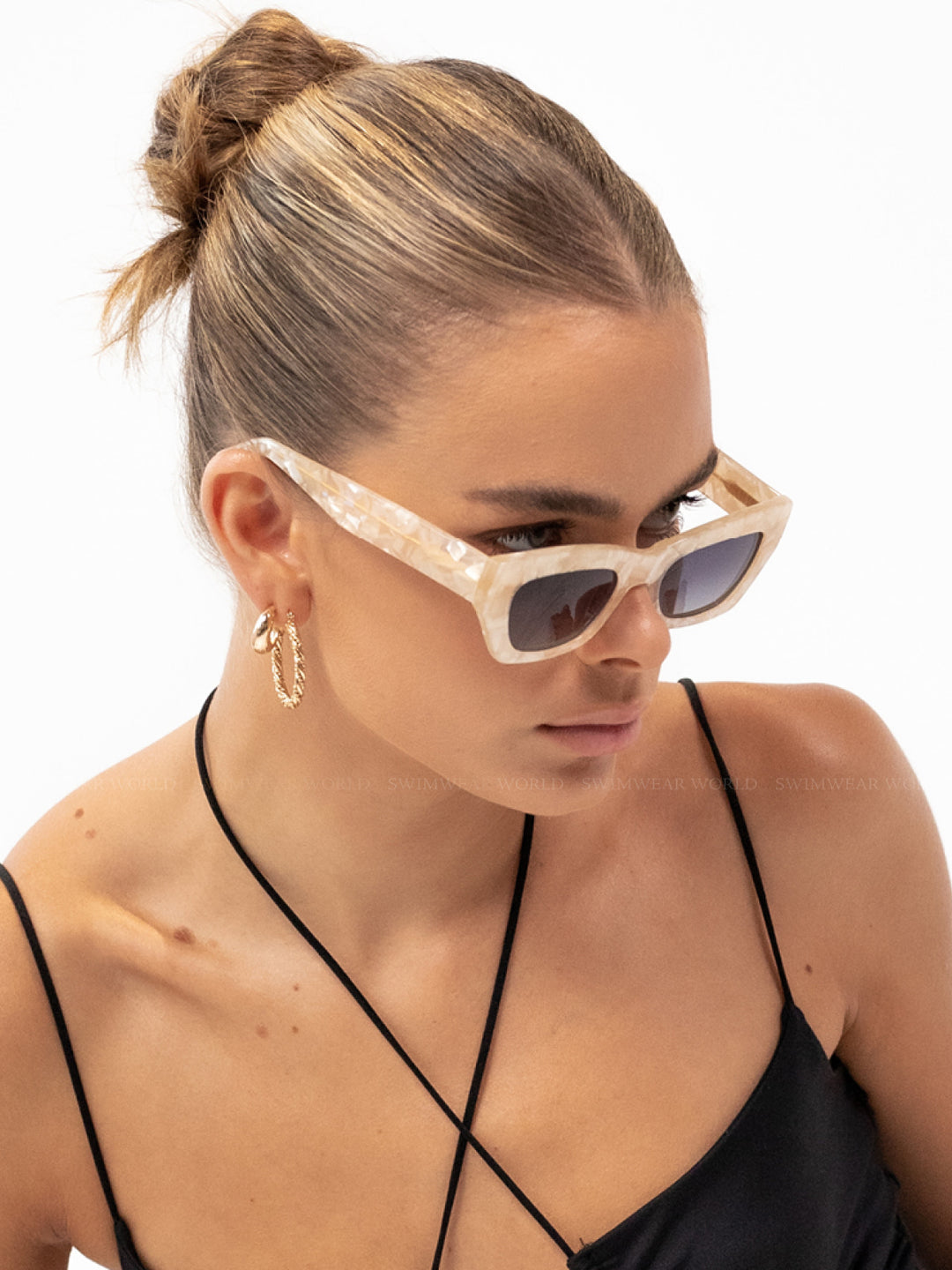 Banbe Eyewear: The Kerr | Swimwear World display picture 3